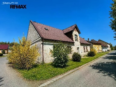 Prodej rodinného domu 200 m², pozemek 358 m²