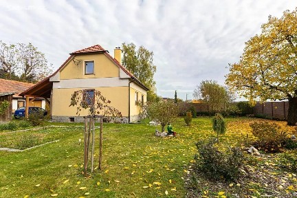Prodej rodinného domu 110 m², pozemek 1553 m² Kvášňovice