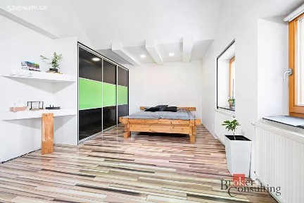Prodej rodinného domu 100 m², pozemek 127 m²