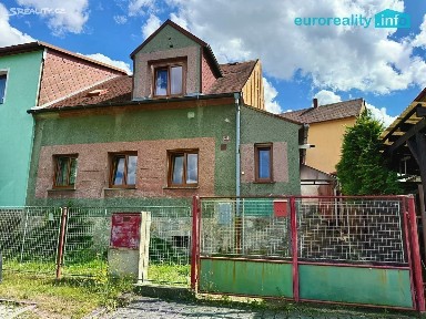 Prodej rodinného domu 135 m², pozemek 256 m²