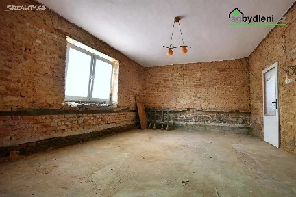 Prodej rodinného domu 120 m², pozemek 2603 m²