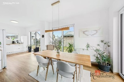 Prodej rodinného domu 100 m², pozemek 368 m²