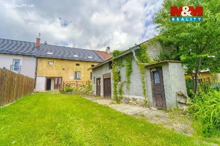 Prodej rodinného domu 200 m², pozemek 606 m²