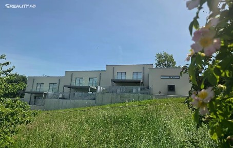 Pronájem rodinného domu 95 m², pozemek 108 m² U Vodojemu, Valašské Meziříčí
