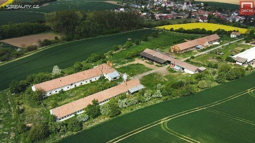 Pronájem zemědělské usedlosti 2000 m², pozemek 20000 m² Morkovice-Slížany - Slížany