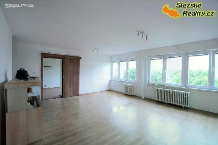 Prodej bytu 2+kk 65 m² Řecká, Ostrava - Poruba