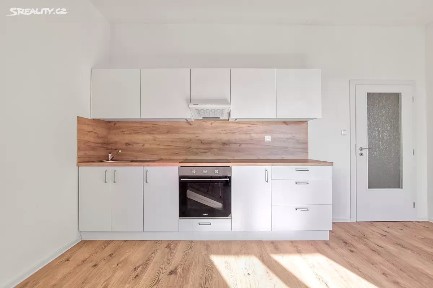 Prodej bytu 1+kk 27 m² Palackého, Ostrava - Přívoz