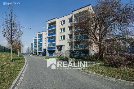 Prodej bytu 1+kk 26 m² Okružní, Karviná - Ráj
