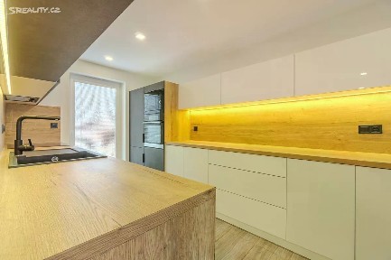 Prodej bytu 3+kk 83 m² Česká, Fulnek