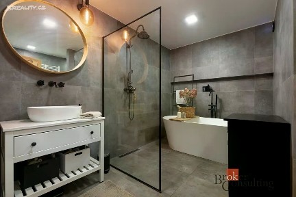 Prodej bytu 4+kk 100 m²
