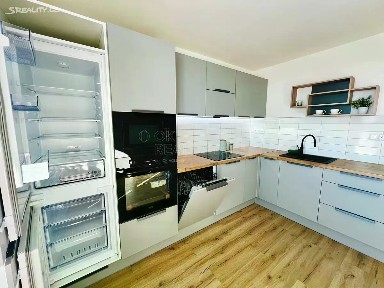 Prodej bytu 3+1 65 m² Antonína Poledníka, Ostrava - Dubina