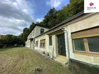 Prodej obchodního prostoru 859 m²