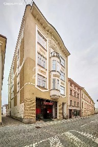 Prodej činžovního domu 680 m²