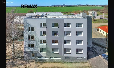 Libáň, Jičín, Emlerova