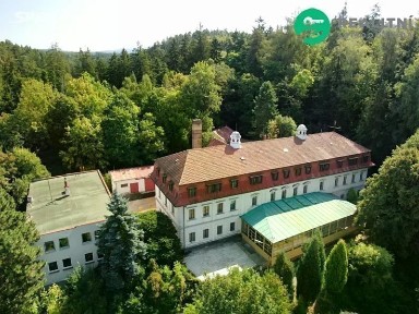 Prodej ubytovacího zařízení 1720 m²