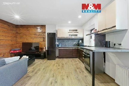 Prodej činžovního domu 454 m²