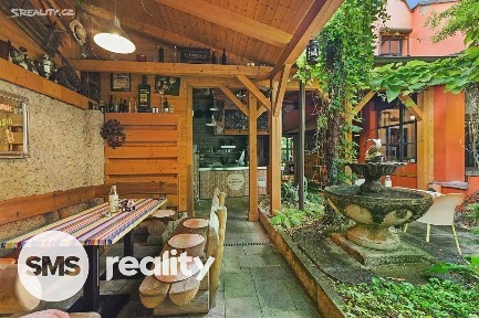 Prodej restaurace 864 m²