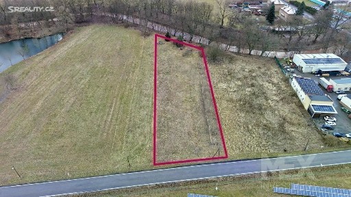 Prodej komerční nemovitosti 4078 m²