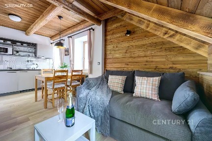 Pronájem bytu 2+kk 32 m²
