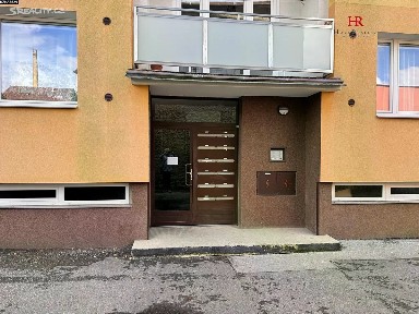 Hořice, Jičín, Pod Lipou