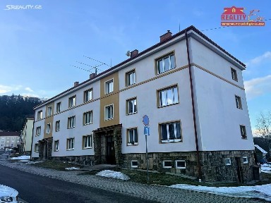 Prodej bytu 2+kk 45 m² Mírová, Žacléř