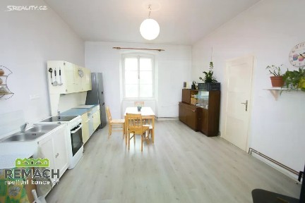 Prodej bytu 2+1 70 m² Kuks