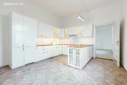 Pronájem bytu 6 pokojů a více 246 m² Slunná, Praha - Střešovice