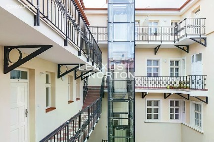 Pronájem bytu 4+kk 144 m² Na Poříčí, Praha - Nové Město