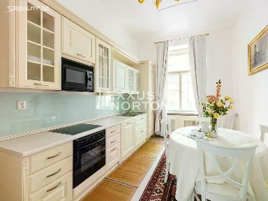 Pronájem bytu 3+kk 76 m² Truhlářská, Praha - Nové Město
