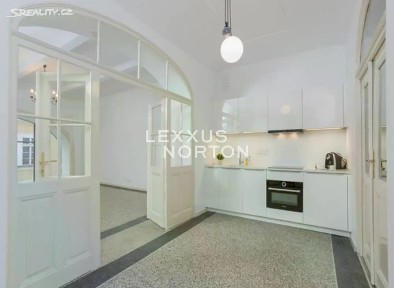 Pronájem bytu 2+1 76 m² Martinská, Praha - Staré Město