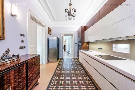 Pronájem bytu 4+1 184 m² Pařížská, Praha - Josefov