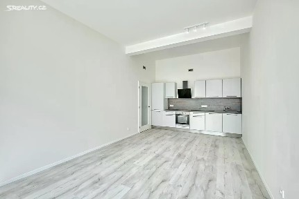 Pronájem bytu 2+kk 58 m² U Plynárny, Praha - Michle