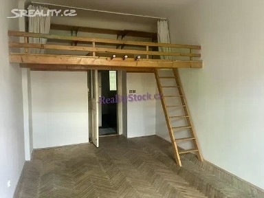 Pronájem bytu 2+1 82 m² Lužická, Praha - Vinohrady