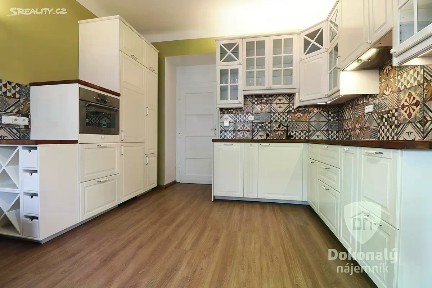 Pronájem bytu 2+kk 50 m² Biskupcova, Praha - Žižkov
