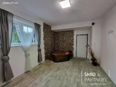 Prodej ubytovacího zařízení 828 m²