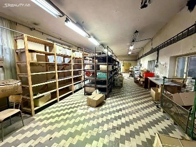 Pronájem skladového prostoru 139 m²