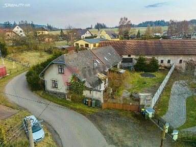 Prodej rodinného domu 275 m², pozemek 865 m²
