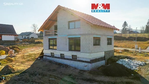 Prodej rodinného domu 260 m², pozemek 500 m²