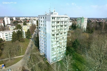 Spojovací, Čelákovice