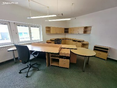 Pronájem kanceláře 48 m² Tečovice