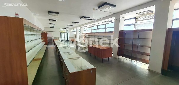 Pronájem obchodního prostoru 320 m²