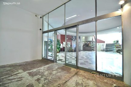 Pronájem obchodního prostoru 18 m² tř. Spojenců, Otrokovice