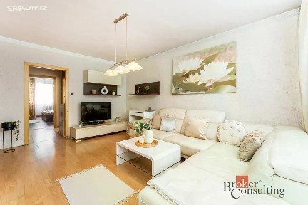 Prodej bytu 3+1 78 m² Bělehradská, Pardubice - Polabiny