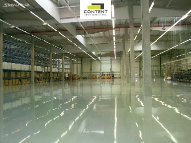 Pronájem výrobní haly, prostoru 4138 m²