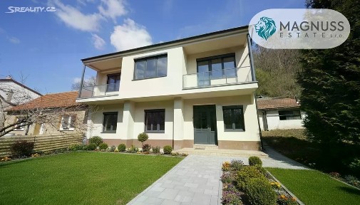 Prodej rodinného domu 170 m², pozemek 736 m²