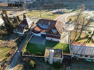 Prodej apartmánů 818 m² Vsetínská, Karolinka
