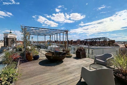 Pronájem bytu 4+kk 260 m²