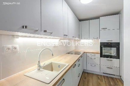 Pronájem bytu 3+kk 68 m² Kocianova, Praha - Stodůlky