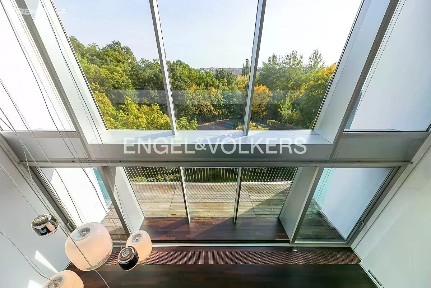 Pronájem bytu 6 pokojů a více 297 m² Na Hřebenkách, Praha - Smíchov
