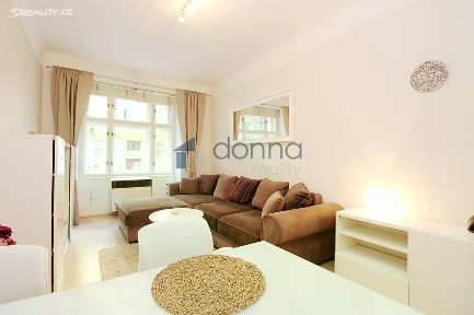 Pronájem bytu 2+kk 50 m² Moravská, Praha - Vinohrady